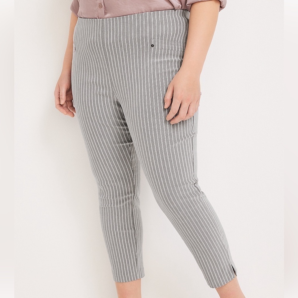 2X - Maurice’s Pull On Cropped Pants